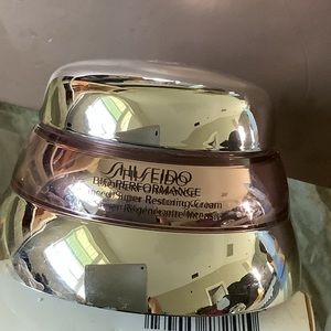 Shiseido new, never used Bio Performance super restoring cream